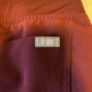 Figs jogger style scrubs